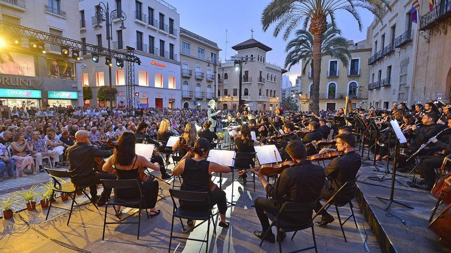 El espíritu de Ennio Morricone resurge en el centro de Elche