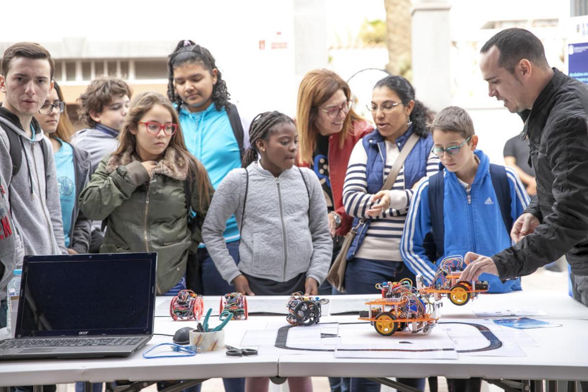FUERTEVENTURA - PROYECTO INFANCIA - CEIP DOMINGO VELAZQUEZ - | 15/02/2019 | Fotógrafo: Gabriel Fuselli FUERTEVENTURA - PROYECTO INFANCIA - CEIP DOMINGO VELAZQUEZ - | 15/02/2019 | Fotógrafo: Gabriel Fuselli
