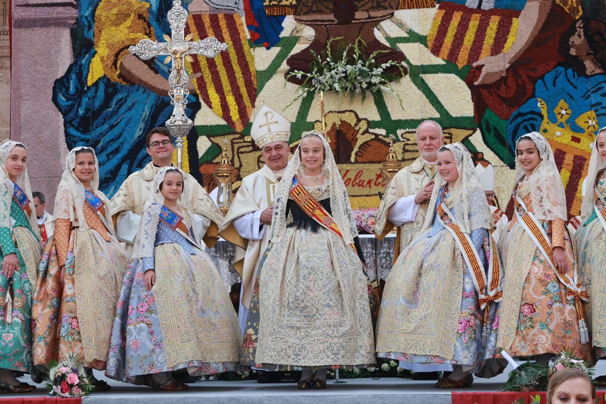 Todas las fotos de la Missa d'Infants en la plaza de la Virgen