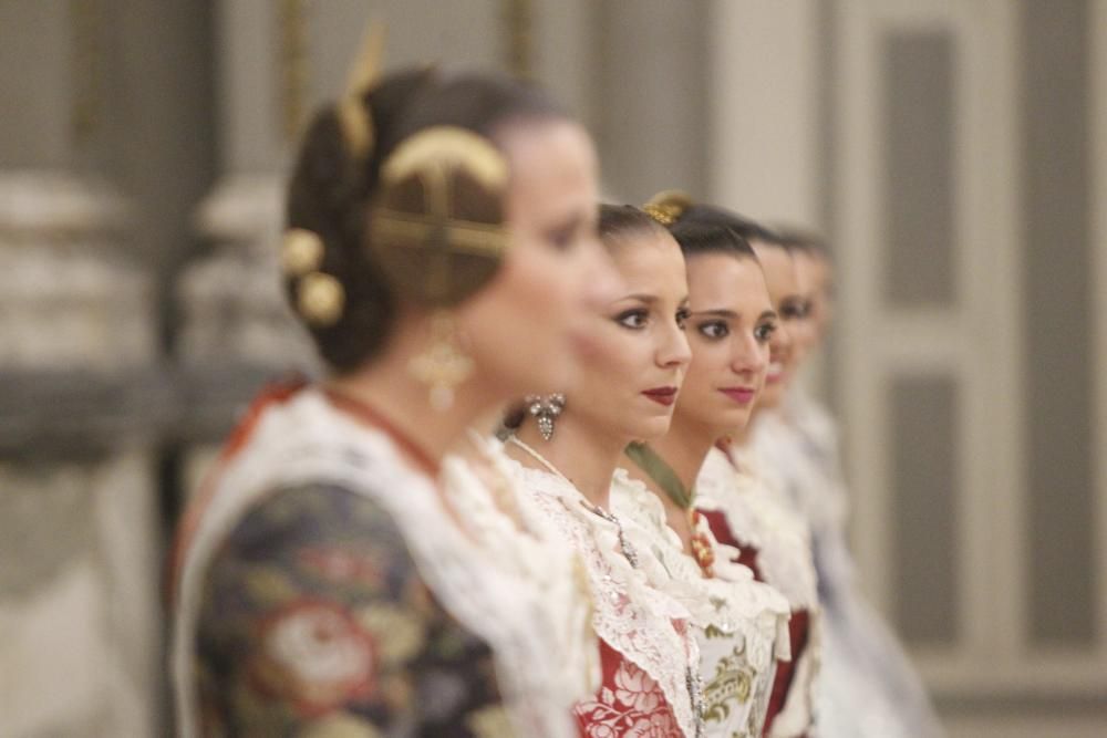 Las candidatas a fallera mayor ensayan la Proclamación y la Crida