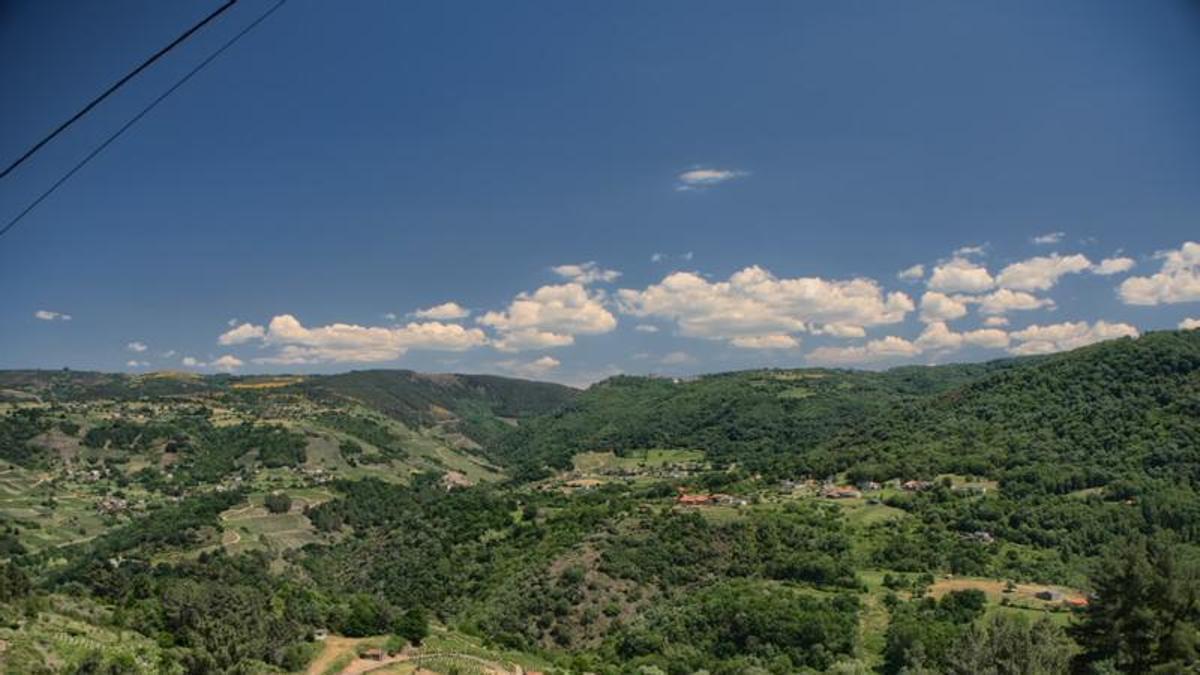 Paisaje en el concello de A Teixeira.