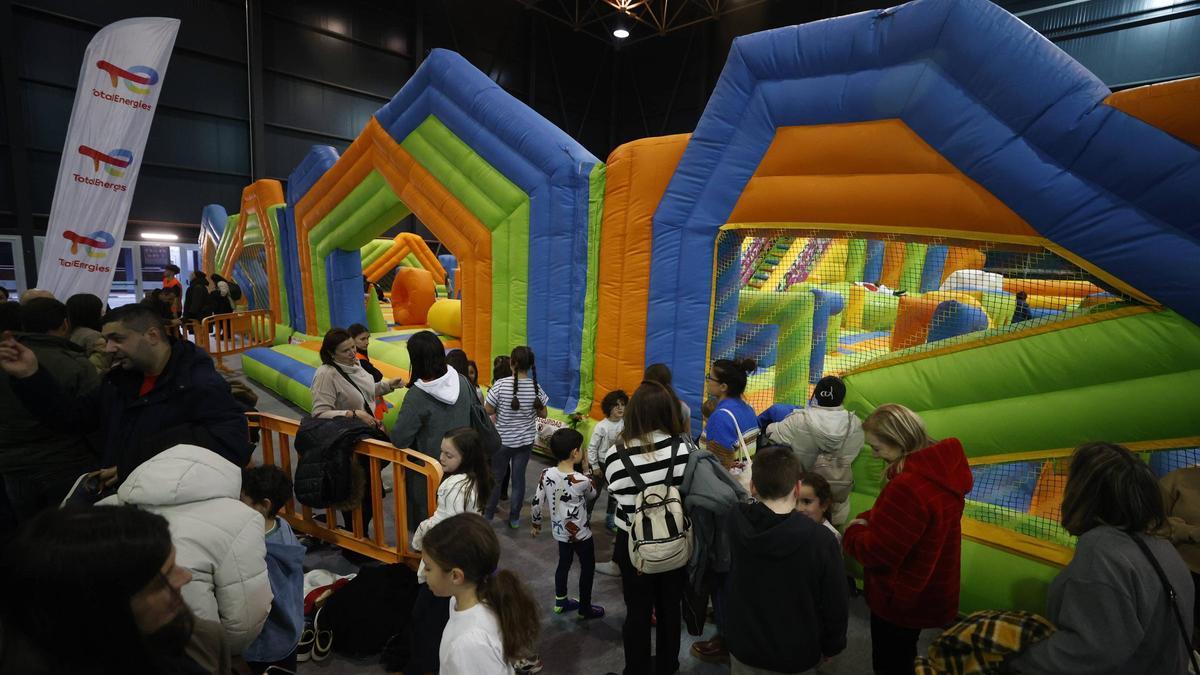 Mercaplana ya invade de diversión y aprendizaje el recinto ferial de Gijón