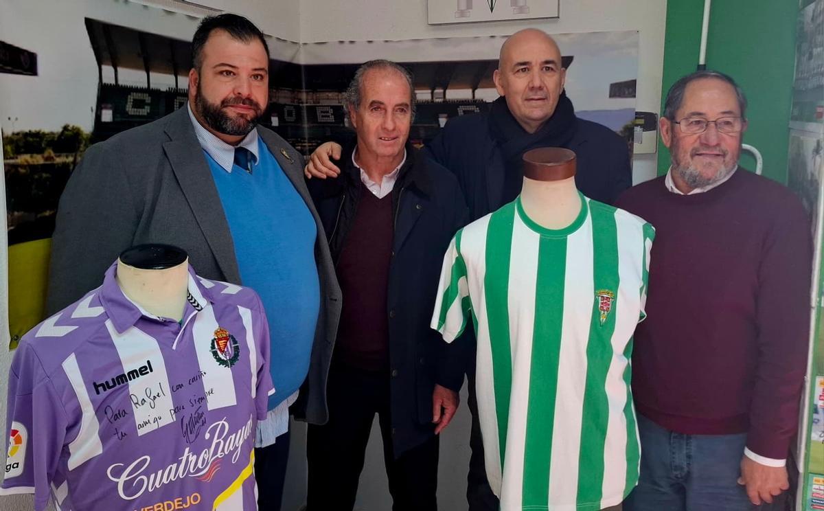 El Real Valladolid y Córdoba CF, presentes en el acto de homenaje.