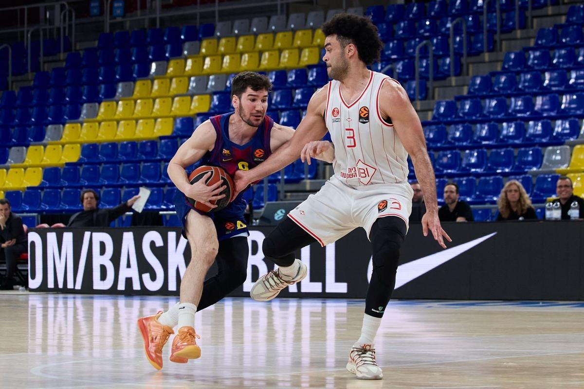 Brizuela, en una acción en la segunda mitad, ante Bryant