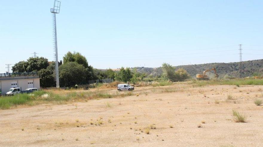 Barbastro inicia obras en la pista de atletismo