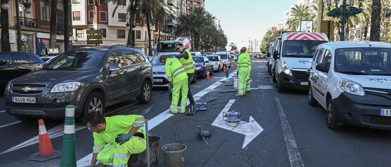 Carril bus segregado en la Gran Vía Germanías.