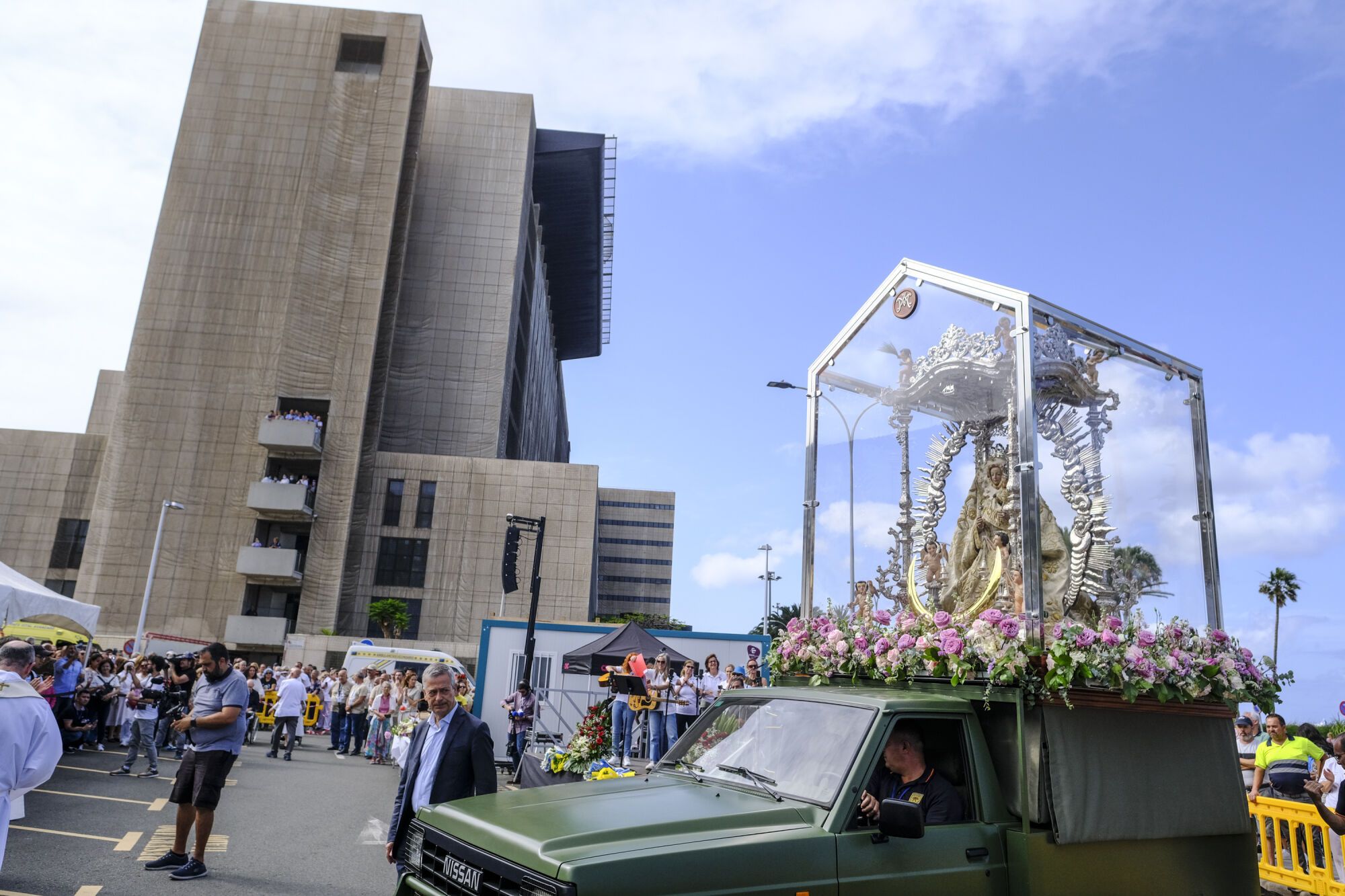 La Virgen del Pino del Materno a la Catedral