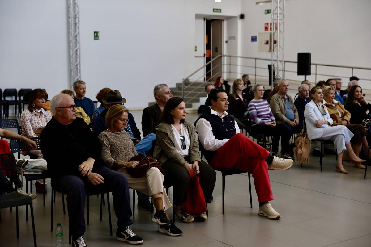 La Asociación de Amigos de LABoral Centro de Arte echa a andar en Gijón, en imágenes