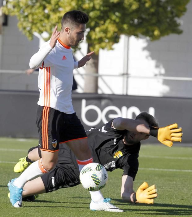 Valencia Mestalla - Llagostera, en imágenes