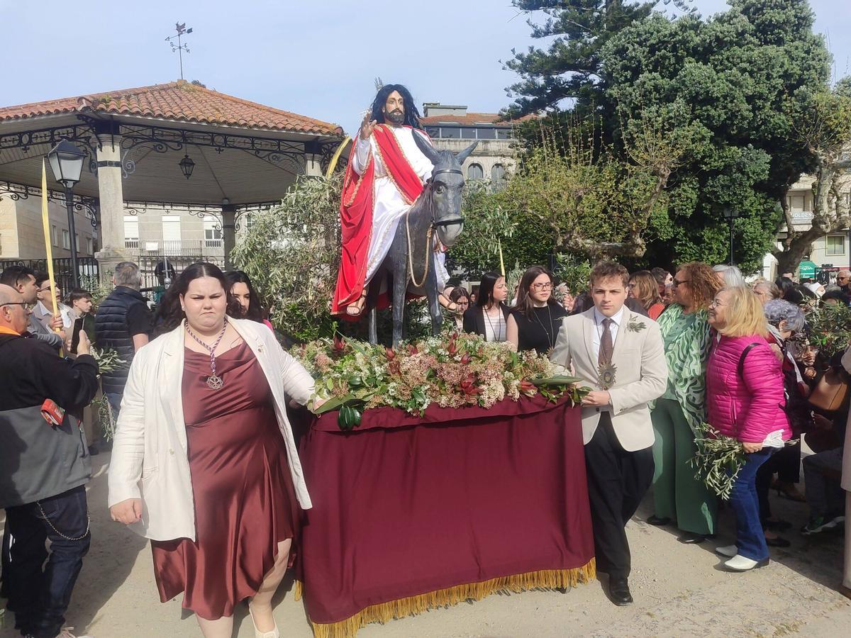 Así se vivieron la bendición de los ramos y la procesión de la Borriquilla Así se vivieron la bendición de los ramos y la procesión de la Borriquilla