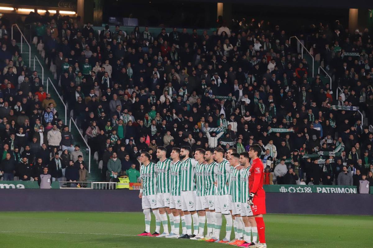 El público llena una grada de El Arcángel, antes del inicio de un encuentro.