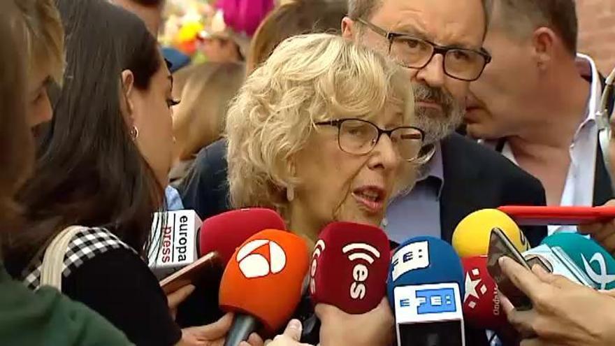 Carmena defiende las medidas de Madrid para regular a los &#039;manteros&#039;