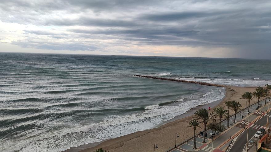 Cambio brusco del tiempo en Castellón: Dónde está lloviendo más y dónde lloverá