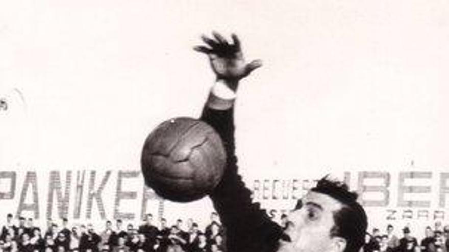 Muere el portero Manuel Pazos, leyenda del Atlético y el Elche