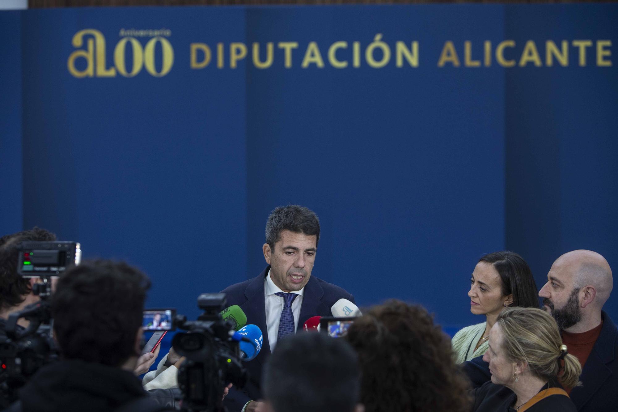 La Diputación subraya su papel vertebrador en el acto de clausura del 200 aniversario