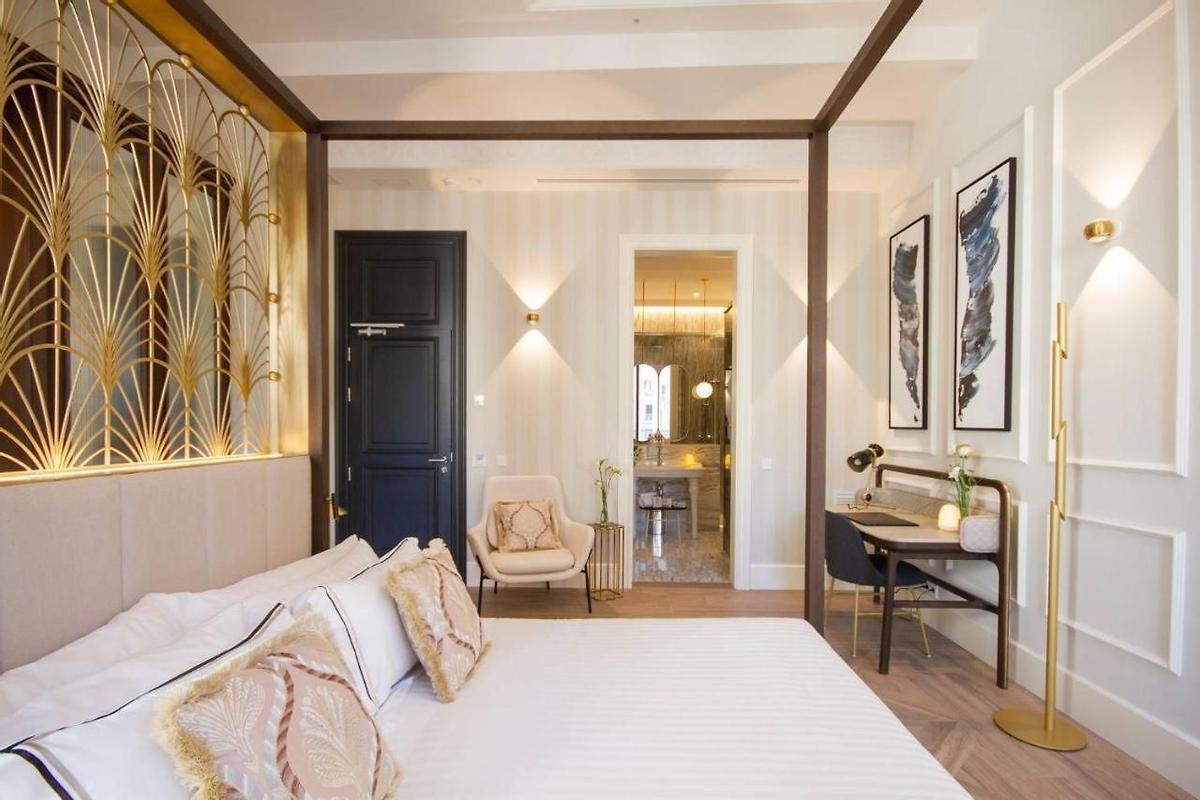 Habitación doble Deluxe en el hotel Palacio Vallier de València.