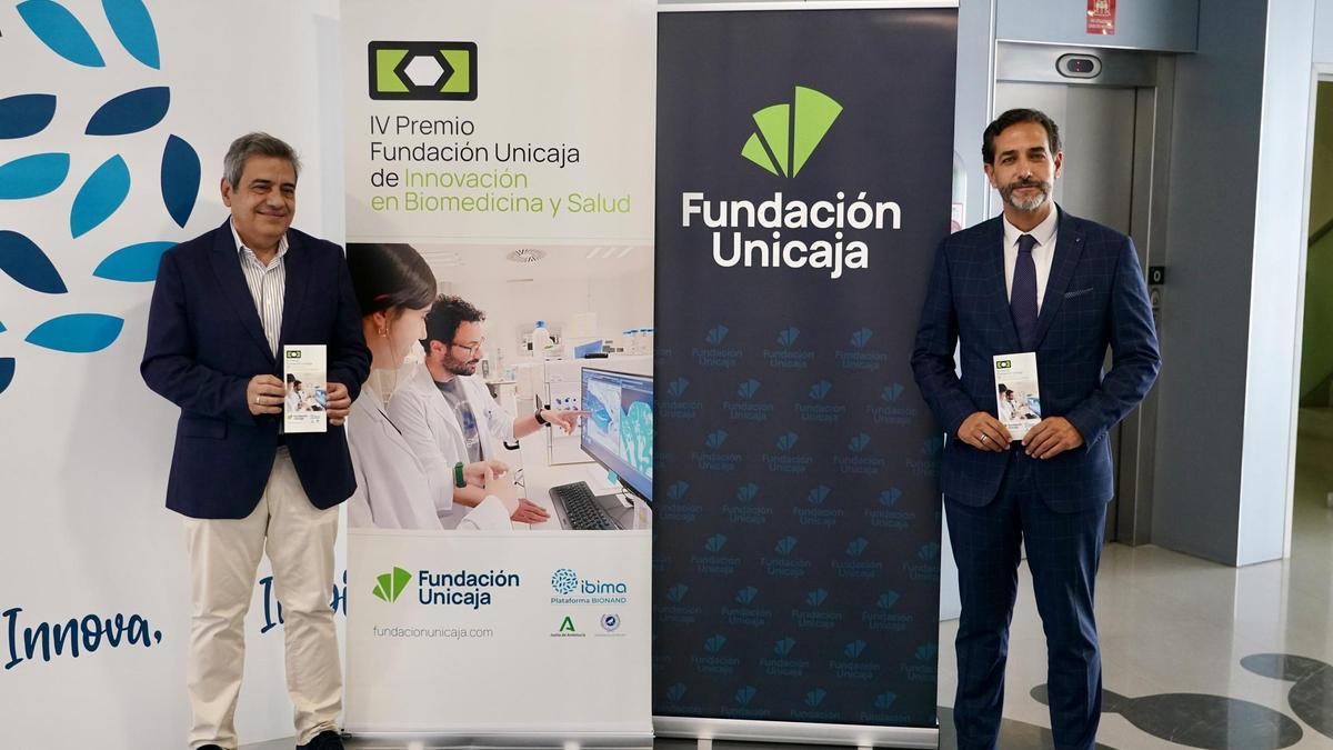 Francisco J. Tinahones y Miguel Gil presentan los IV Premio Fundación Unicaja de Innovación en Biomedicina y Salud