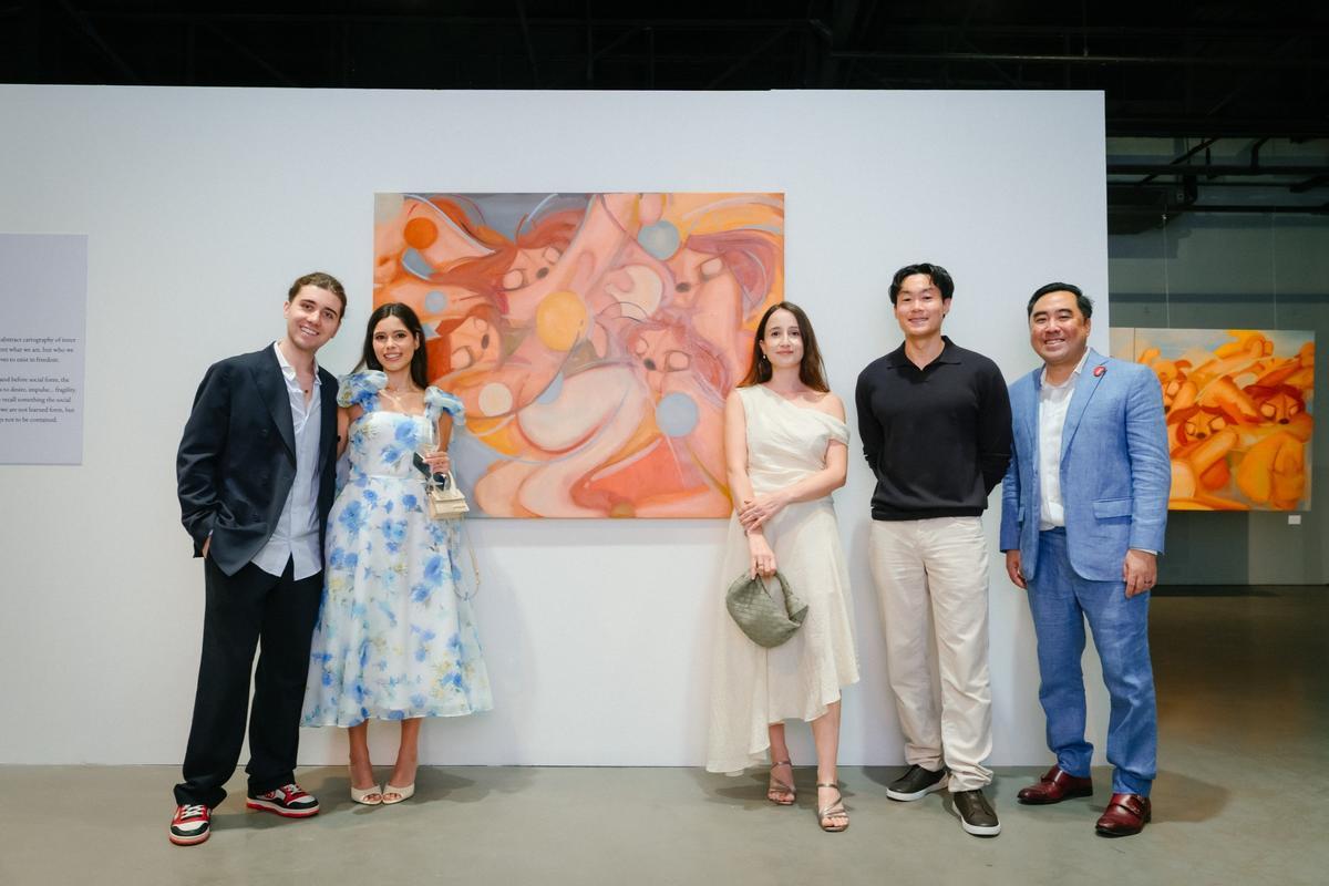 La inauguración en Bangkok de la exposición«States of Alignment», del grovense Pablo Ozo. La inauguración en Bangkok de la exposición«States of Alignment», del grovense Pablo Ozo.