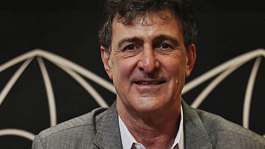 Kempes: &quot;El negocio se lo han hecho entre Mendes y el jefe&quot;