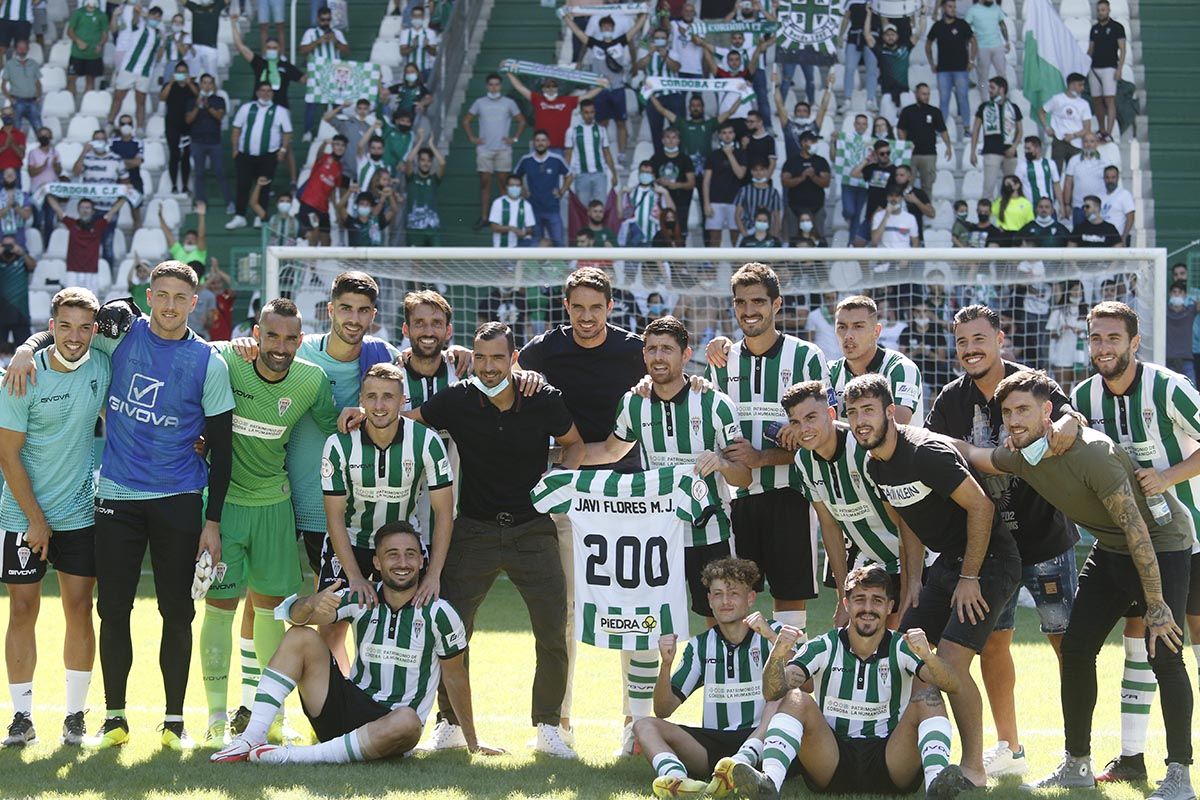 Javi Flores cumple 200 partidos en el Córdoba CF.