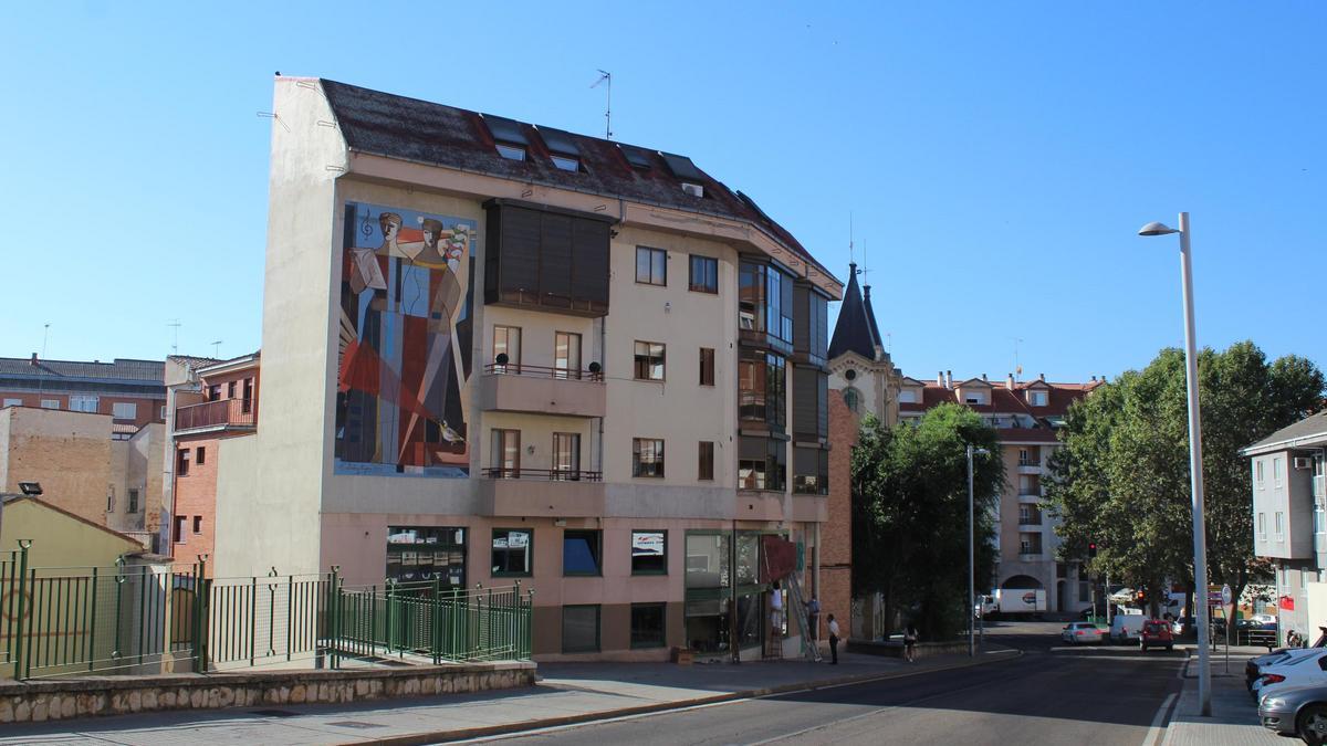 Mural &quot;Delhy Tejero 1956&quot; en la Cuesta de la Morana