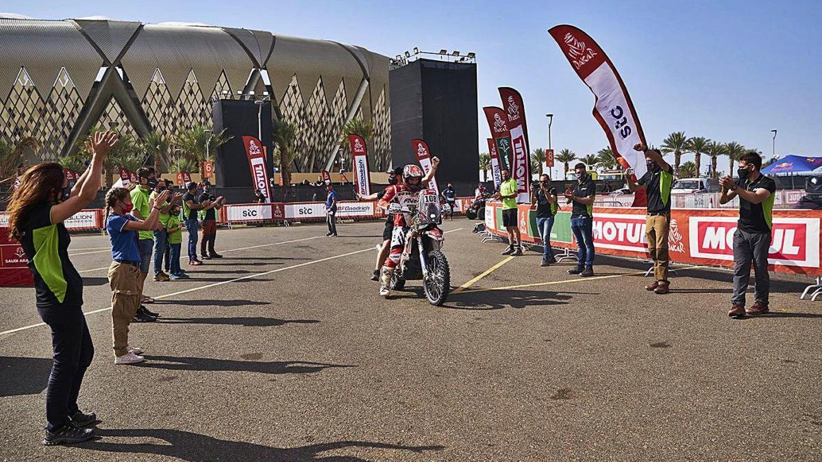 Oriol Mena, setzè en Elit, i Marc Calmet acaba en la plaça trenta-quatre en el debut