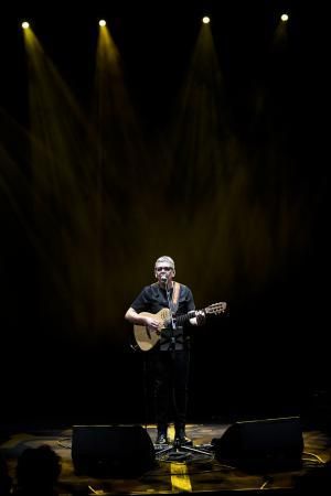 GENTE Y CULTURA 04-11-2018  LAS PALMAS DE GRAN CANARIA.  Concierto de Pedro Guerra en el Auditorio Alfredo Kraus.   FOTOS: JUAN CASTRO  | 04/11/2018 | Fotógrafo: Juan Carlos Castro