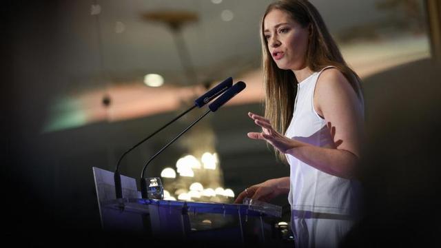 Ester Muñoz, portaveu del PP, en un esmorzar informatiu, ahir. | ALEJANDRO MARTÍNEZ VÉLEZ / EUROPA PRESS