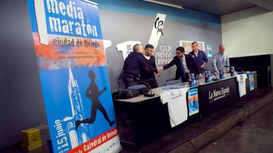 Oviedo celebra el 15 de junio &quot;la gran fiesta del atletismo&quot; con la I Media maratón