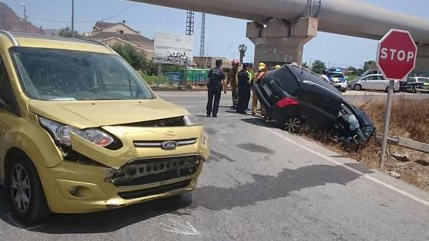 Estado en el que quedaron ambos vehículos tras el accidente.