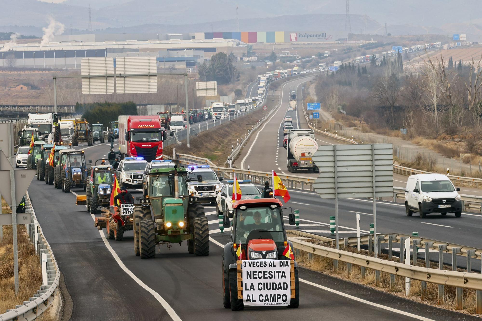 Los agricultores españoles generalizan sus protestas esta semana ante la crisis del campo