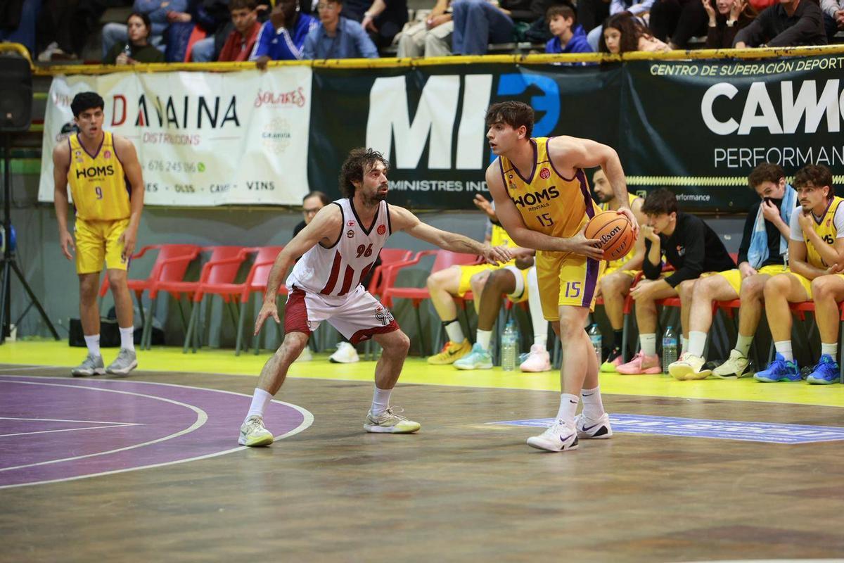 Xevi Torrent va anotar 4 triples