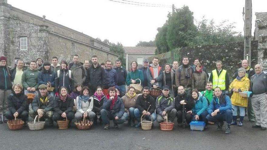 Salida para recoger setas en Orazo y degustación en la Casa da Botica