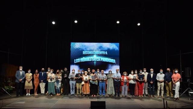 Foto de familia de la Gala 'Héroes de la Pandemia'