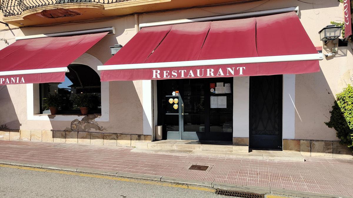La entrada del restaurante Hispania.