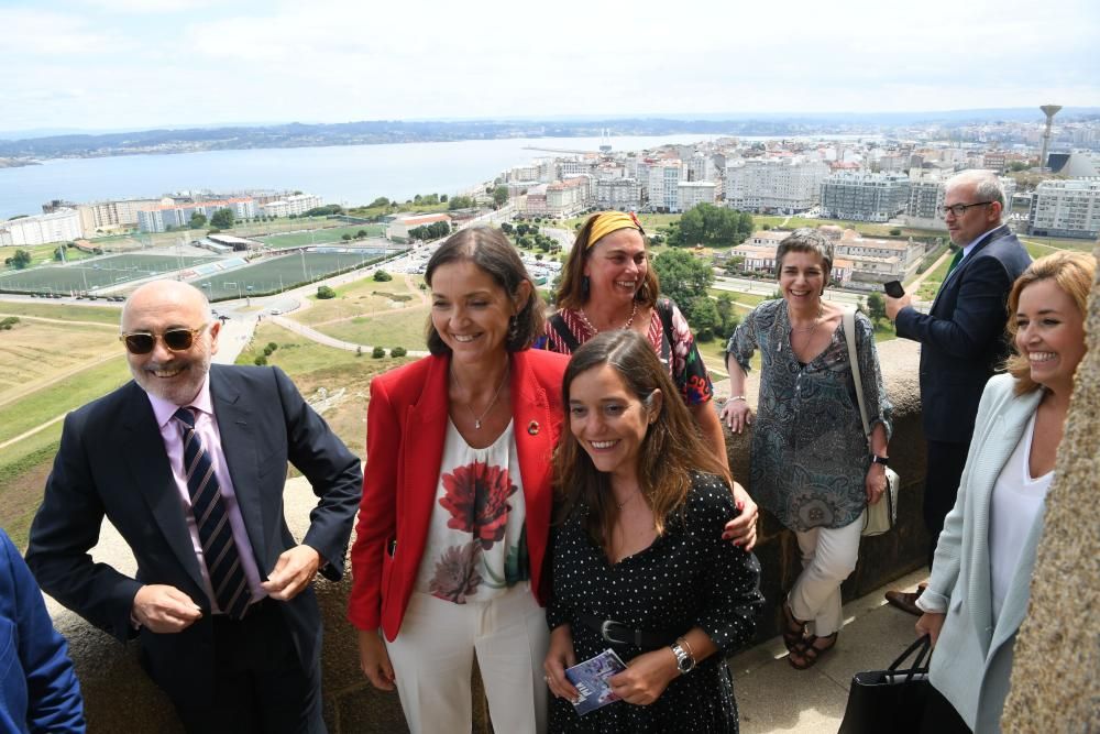 Visita de la ministra Reyes Maroto a A Coruña