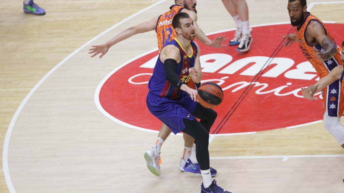 Claver, en un partido contra el Valencia Basket