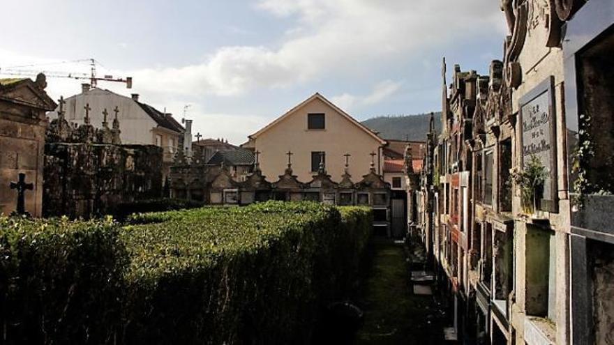 Os Eidos, el jardín de los muertos ilustres de Redondela