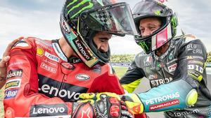 Bagnaia y Rossi, MotoGP