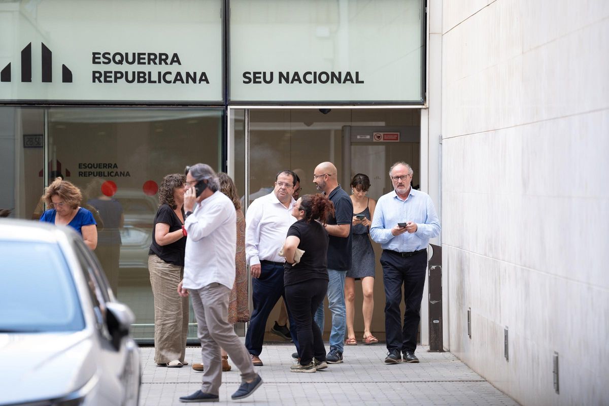 ERC carrega contra el Govern pel servei ferroviari ERC carrega contra el Govern pel servei ferroviari