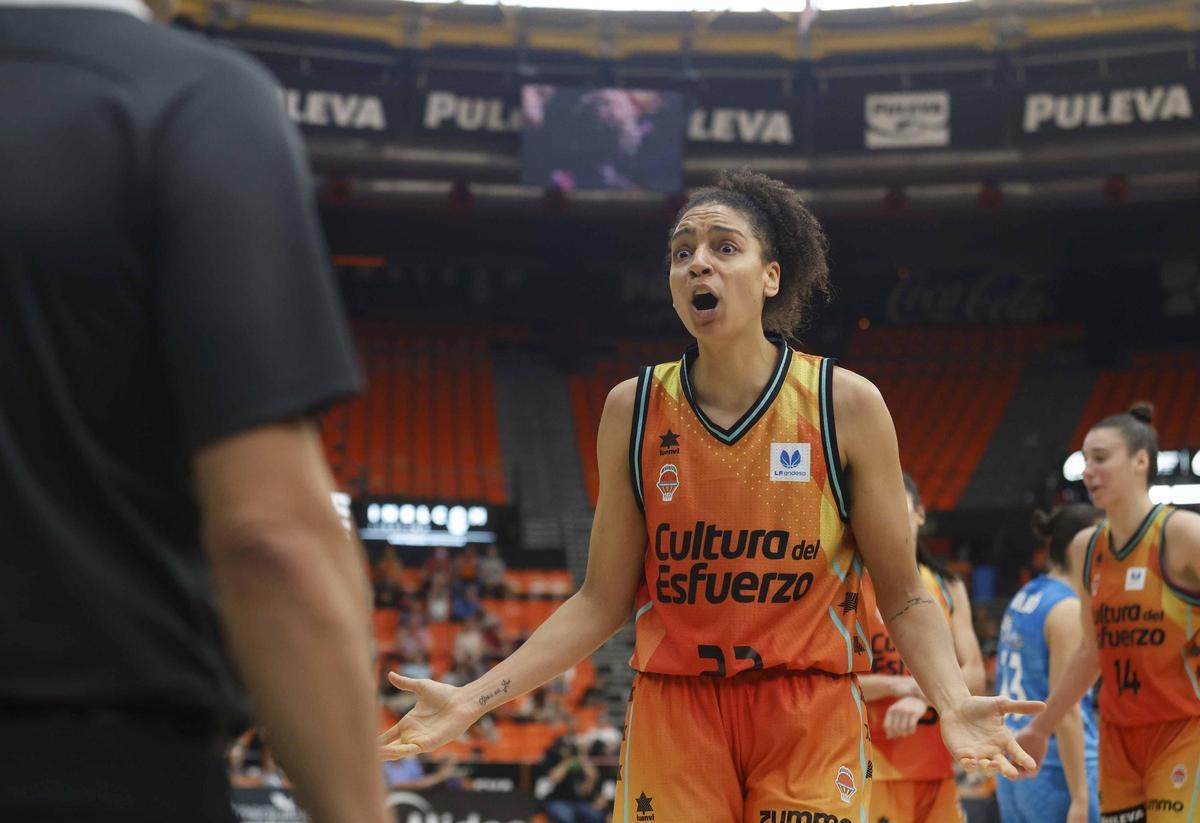 Valencia Basket - Perfumerías Avenida