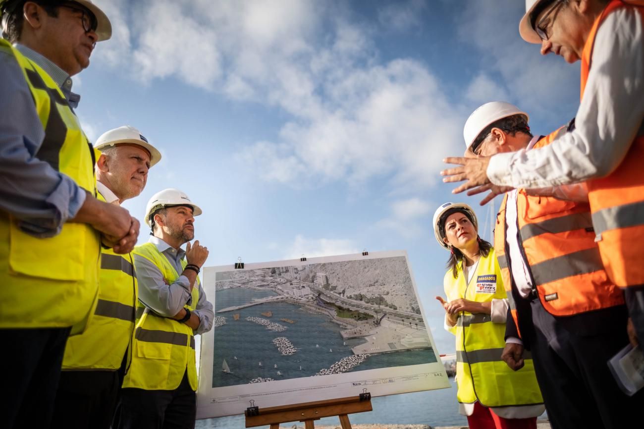 Visita del presidente del Gobierno a las obras del litoral de Valleseco