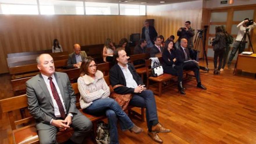 Representants de les institucions, a la junta de creditors feta ahir al jutjat mercantil de Girona.