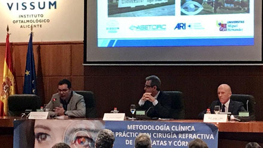 Vissum acoge el curso Alicante Refractiva Internacional