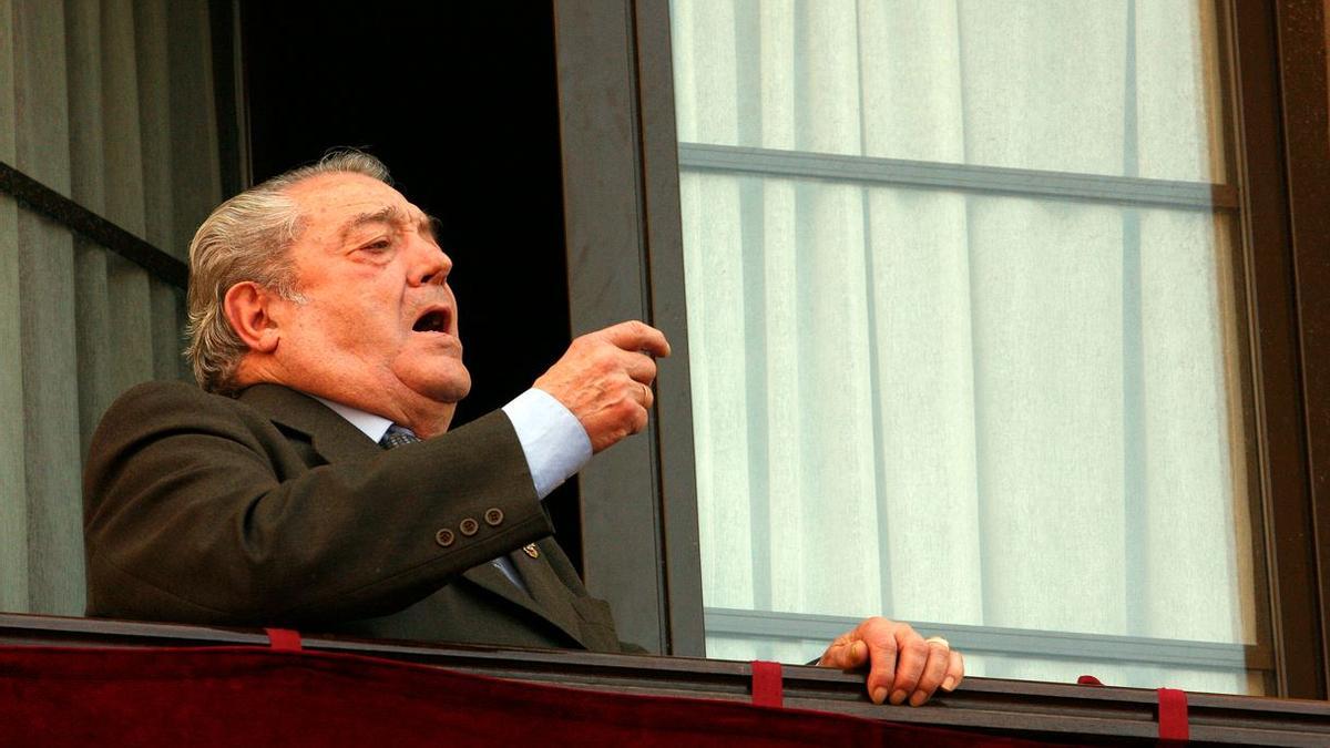 Antonio de Canillas, en plena saeta durante la Semana Santa