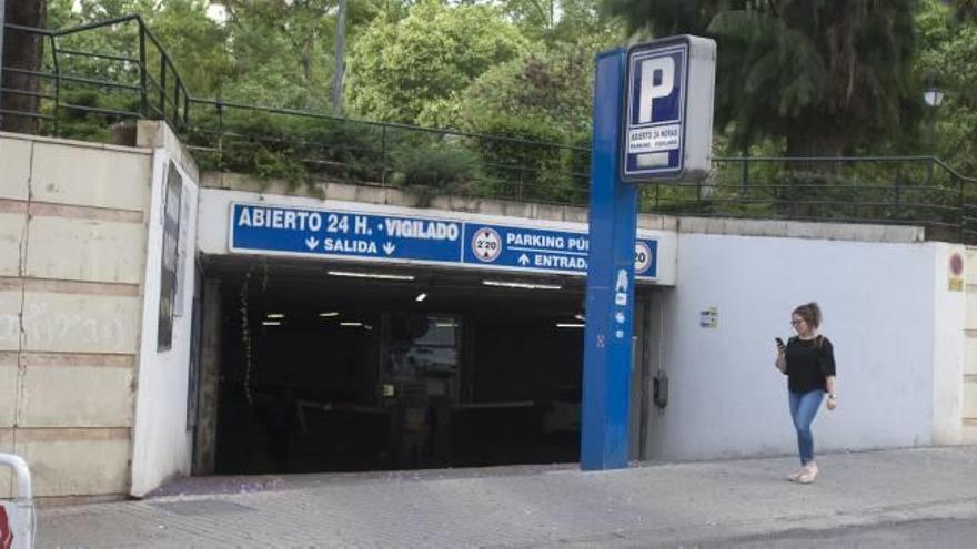 La concesionaria del parking de la Glorieta desoye las multas y mantiene los incumplimientos