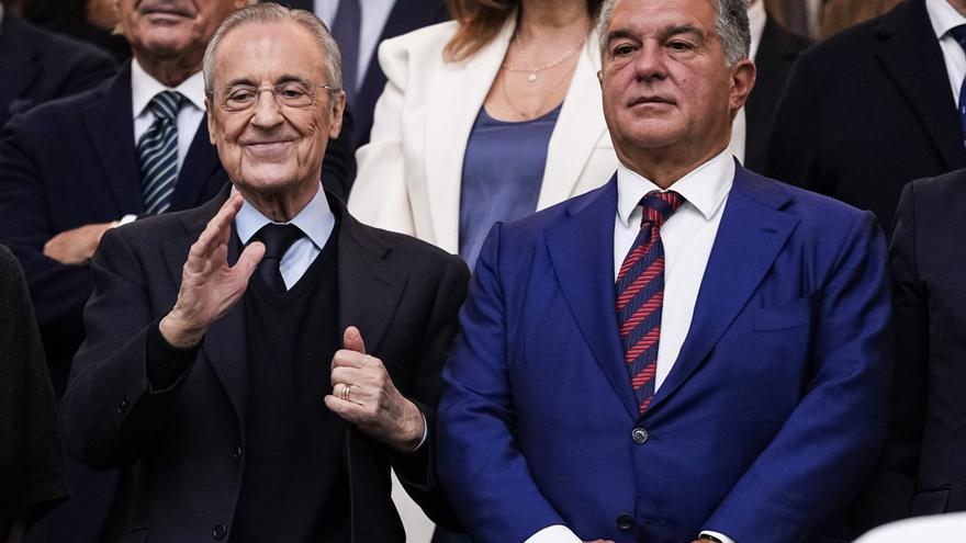 Florentino Pérez y Joan Laporta, en el palco del Bernabéu. |  EP