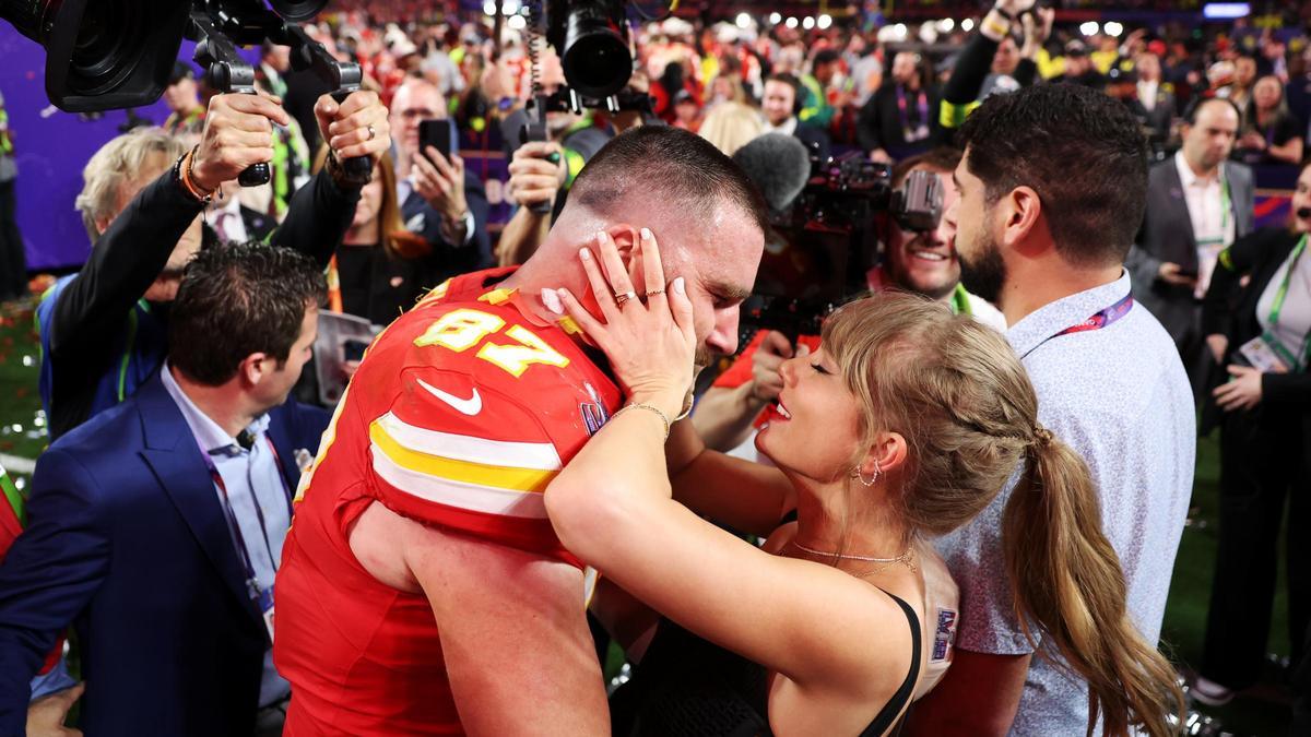 Travis Kelce, el novio de Taylor Swift, un deportista que quiere dar el salto a Hollywood