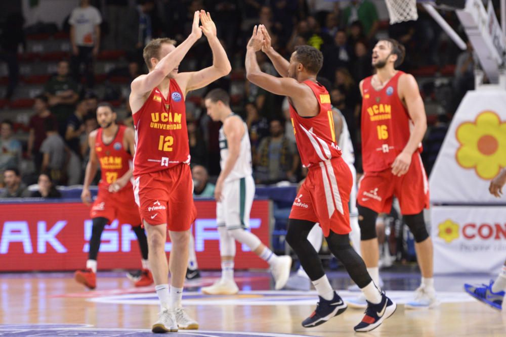 Triunfo del UCAM Murcia ante el Dinamo Sassari