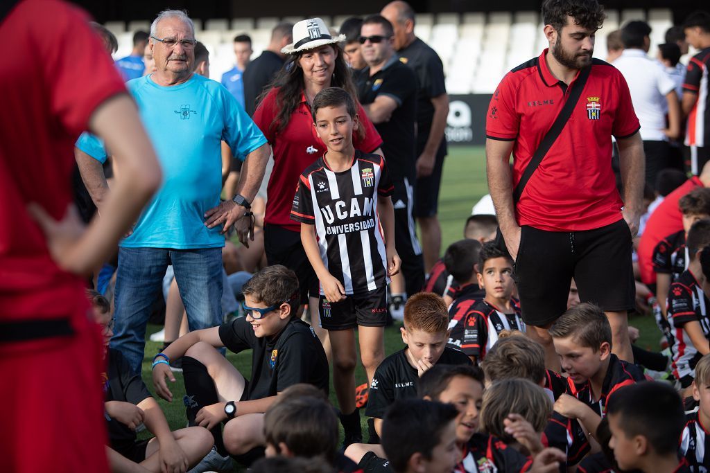 Clausura de la liga coal de fútbol en Cartagena